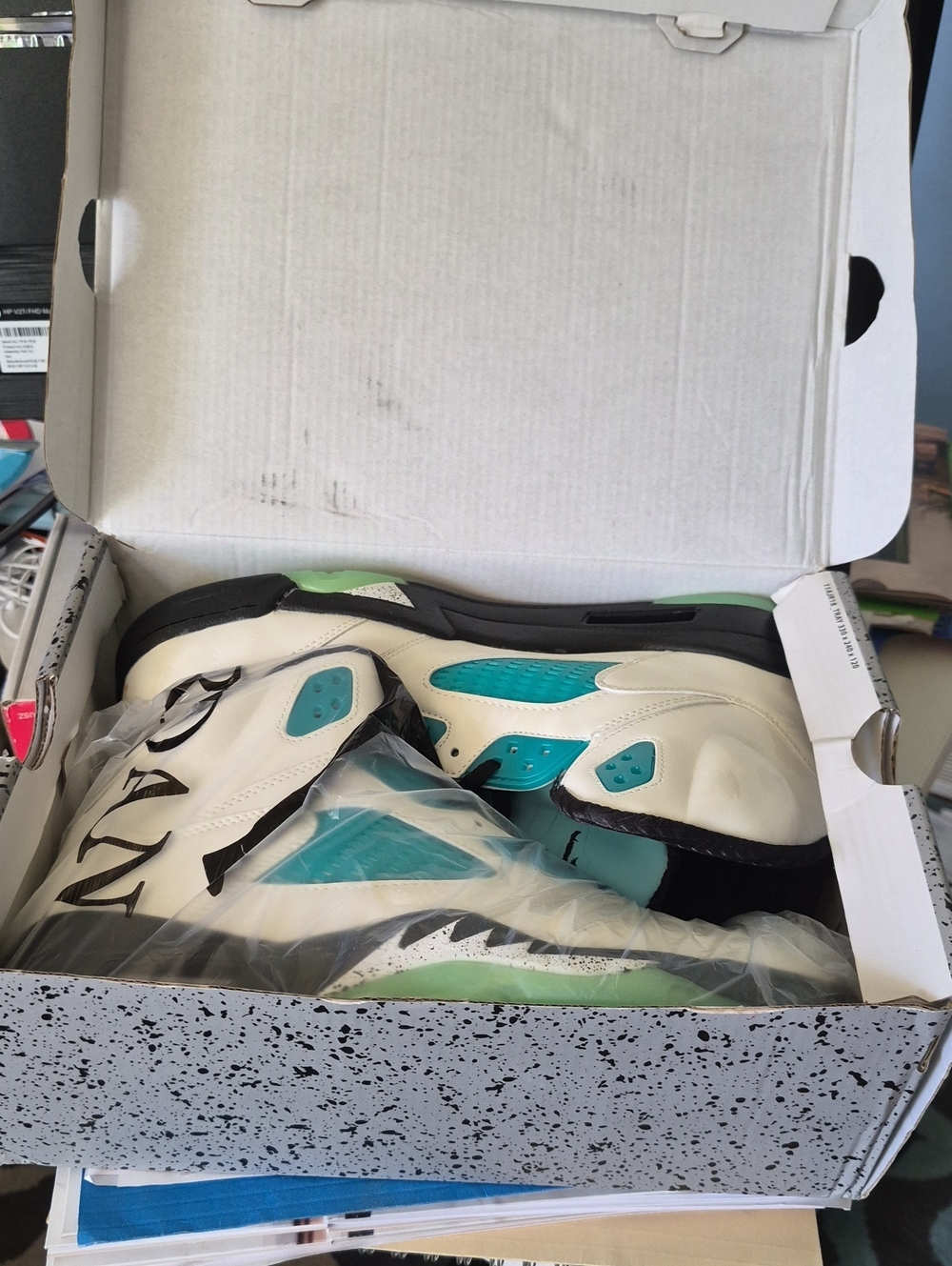 White & Teal Retro Nike Jordan Basketball Sneakers Size 12 Mens